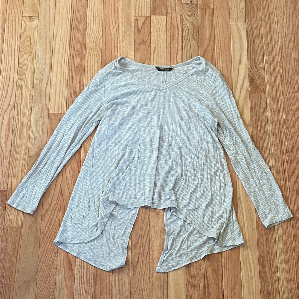Peyton Jensen Top Womens Medium Gray Long Sleeve Asymmetrical Hem Soft Knit Tee